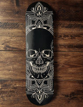 Load image into Gallery viewer, Skull Mandala Skate Seck
