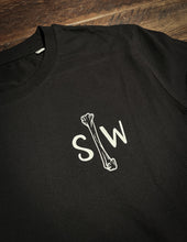 Load image into Gallery viewer, Skull T-shirt
