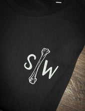 Load image into Gallery viewer, Skull T-shirt
