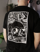 Load image into Gallery viewer, Skull T-shirt
